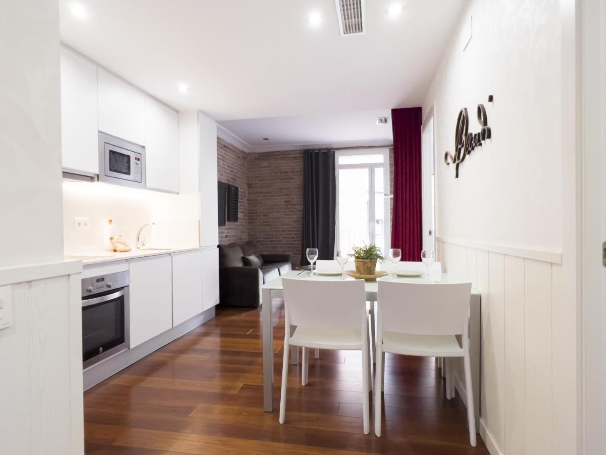 Enjoybcn Gaudi Apartments Барселона Екстер'єр фото