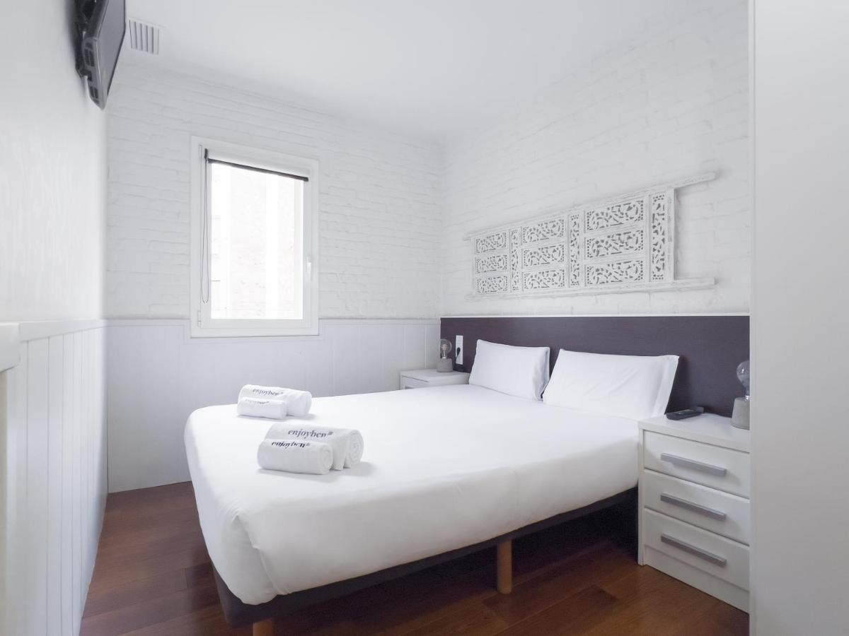Enjoybcn Gaudi Apartments Барселона Екстер'єр фото
