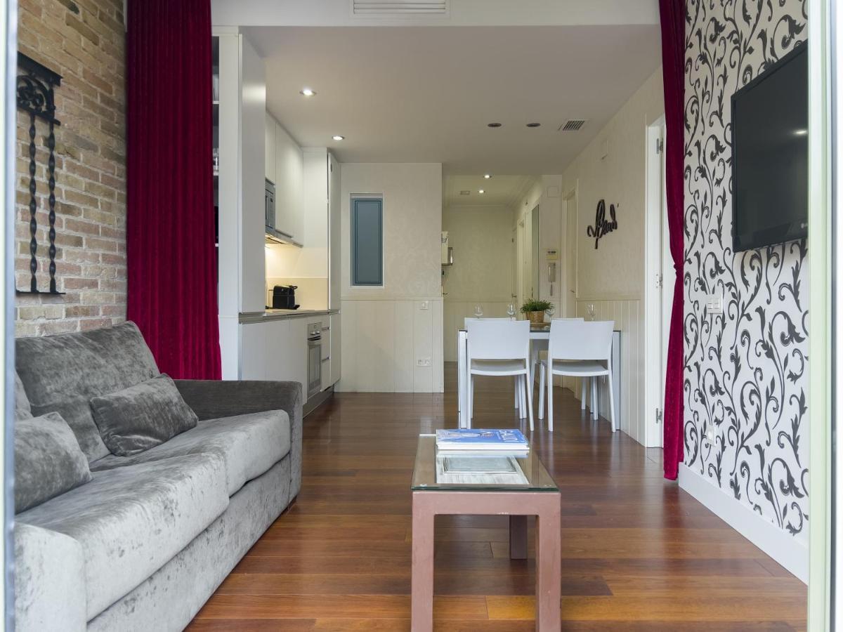 Enjoybcn Gaudi Apartments Барселона Екстер'єр фото