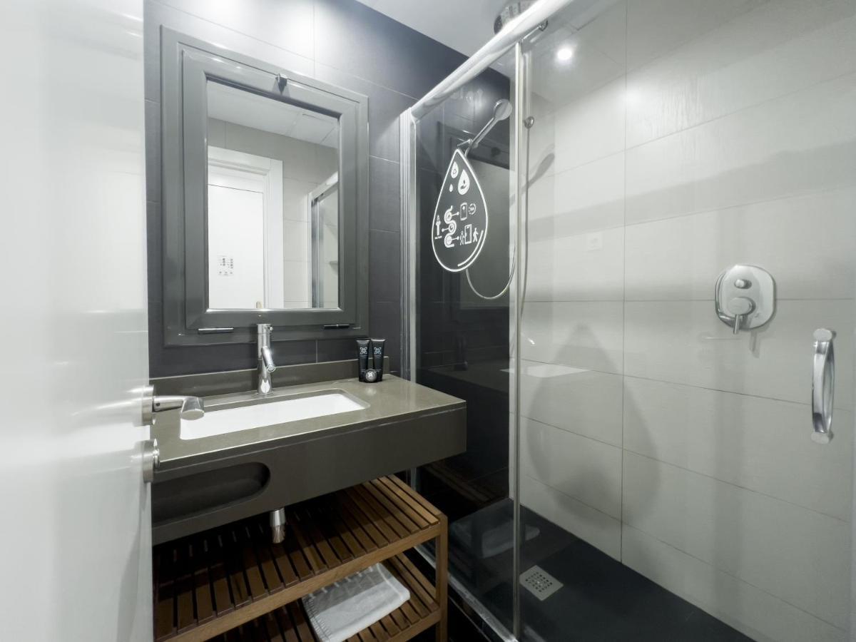 Enjoybcn Gaudi Apartments Барселона Екстер'єр фото