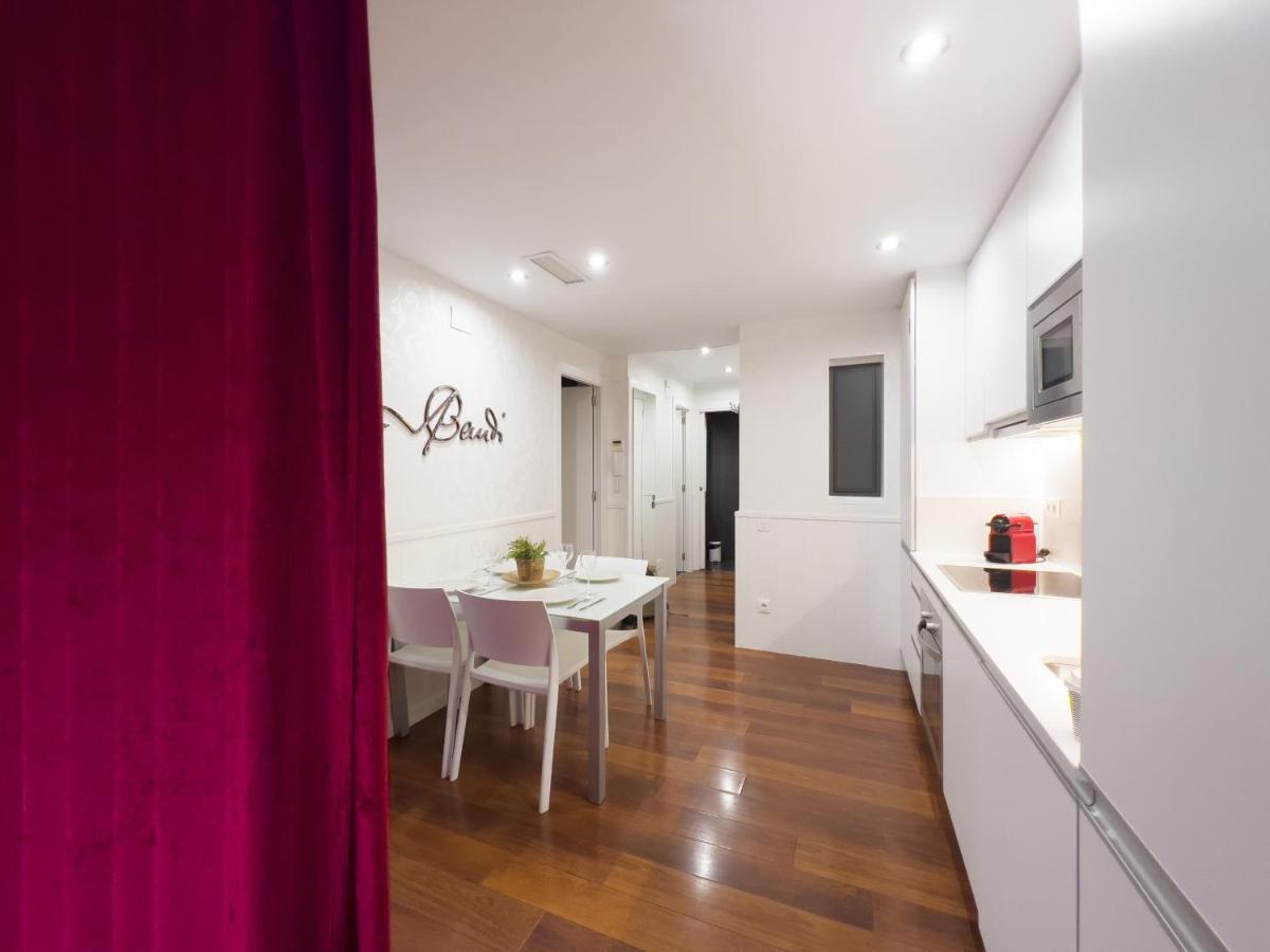Enjoybcn Gaudi Apartments Барселона Екстер'єр фото