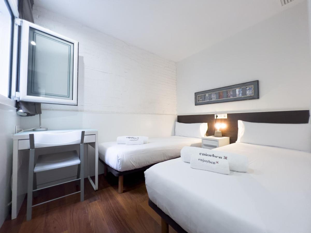 Enjoybcn Gaudi Apartments Барселона Екстер'єр фото