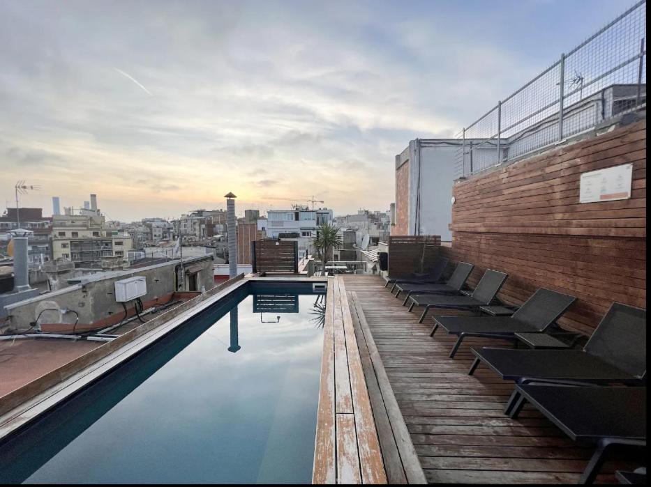 Enjoybcn Gaudi Apartments Барселона Екстер'єр фото